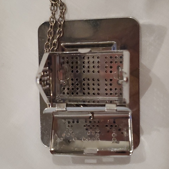 METAL " TEA" STAINER - Picture 4 of 11